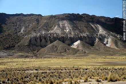 Geografía altiplánica desde la Ruta Nacional 4 de Bolivia - Bolivia - Otros AMÉRICA del SUR. Foto No. 51825