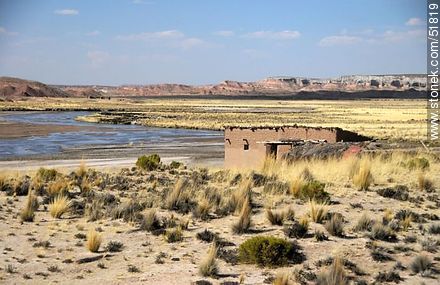 Construcción en arcilla. Río Desaguadero. - Bolivia - Otros AMÉRICA del SUR. Foto No. 51819