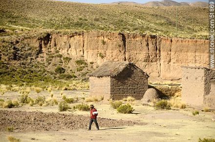 Campesino boliviano en el altiplano - Bolivia - Otros AMÉRICA del SUR. Foto No. 51869