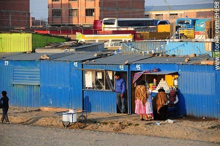 El Alto. Comercios pintados de azul. - Bolivia - Otros AMÉRICA del SUR. Foto No. 51958