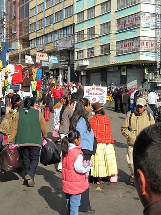 Morning fair the streets Tumusla and Illampu - Bolivia - Others in SOUTH AMERICA. Foto No. 52075
