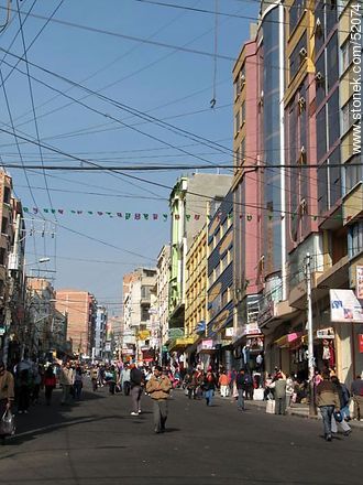 Illampu street of La Paz - Bolivia - Others in SOUTH AMERICA. Foto No. 52074