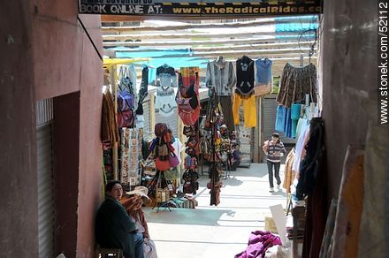 Shops with typical Bolivian - Bolivia - Others in SOUTH AMERICA. Photo #52112