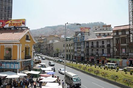 Avenida Mariscal Santa Cruz desde un puente peatonal. - Bolivia - Otros AMÉRICA del SUR. Foto No. 52257