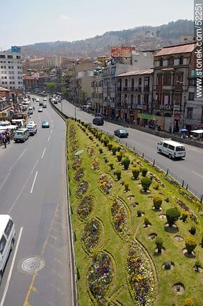 Avenida Mariscal Santa Cruz desde un puente peatonal. - Bolivia - Otros AMÉRICA del SUR. Foto No. 52251
