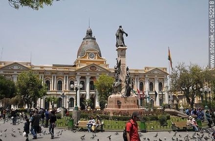 Plaza Murillo. Monument to Pedro Domingo Murillo in La Paz, Bolivia. - Bolivia - Others in SOUTH AMERICA. Photo #52218