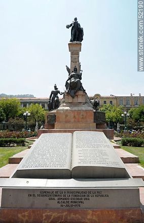 Record of Junta Tuitiva. Monument to Pedro Domingo Murillo - Bolivia - Others in SOUTH AMERICA. Photo #52190
