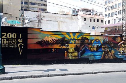 Grafiti frente al Palacio Consistorial. Gobierno Municipal de La Paz. Alcaldía. Calle Mercado. - Bolivia - Otros AMÉRICA del SUR. Foto No. 52349