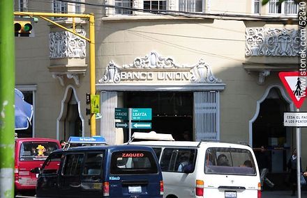 Banco Unión en Avenida Camacho y Calle Loayza - Bolivia - Otros AMÉRICA del SUR. Foto No. 52340