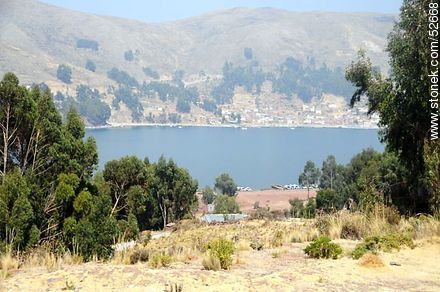 Estrecho de Tiquina en el lago Titicaca - Bolivia - Otros AMÉRICA del SUR. Foto No. 52668