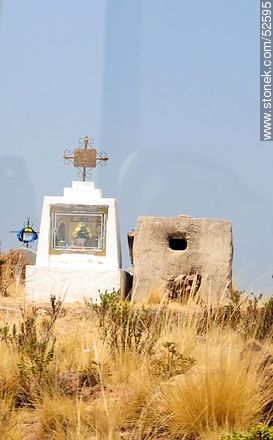 Cementerio en el Lago Titicaca - Bolivia - Otros AMÉRICA del SUR. Foto No. 52595