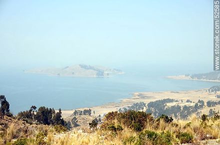 Unicachi. Población peruana a orillas del Lago Titicaca en la frontera con Bolivia - Bolivia - Otros AMÉRICA del SUR. Foto No. 52585