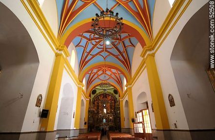 Interior de la Basílica de Nuestra Señora de Copacabana - Bolivia - Otros AMÉRICA del SUR. Foto No. 52508