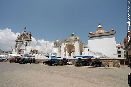 Basílica de Nuestra Señora de Copacabana - Bolivia - Otros AMÉRICA del SUR. Foto No. 52504