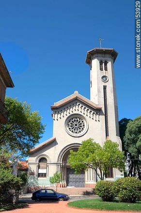 Parroquia San Juan Bautista - Departamento de Montevideo - URUGUAY. Foto No. 53929