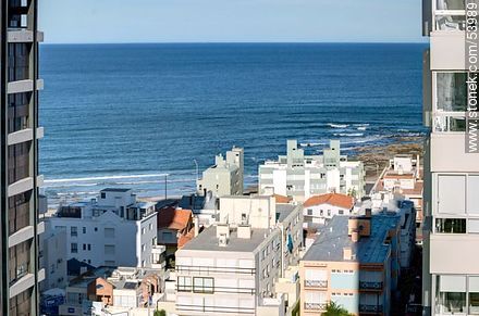 Low buildings on the Peninsula. View to the south. - Punta del Este and its near resorts - URUGUAY. Foto No. 53989