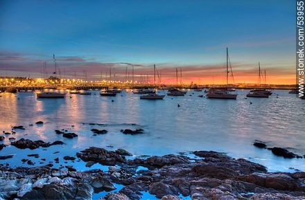 Colors of the sunset at the port of Punta del Este - Punta del Este and its near resorts - URUGUAY. Foto No. 53955