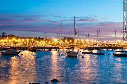 Colors of the sunset at the port of Punta del Este - Punta del Este and its near resorts - URUGUAY. Foto No. 53952