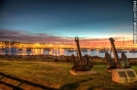 Colors of the sunset at the port of Punta del Este - Punta del Este and its near resorts - URUGUAY. Photo #53948