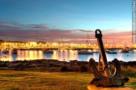 Colors of the sunset at the port of Punta del Este - Punta del Este and its near resorts - URUGUAY. Photo #53942