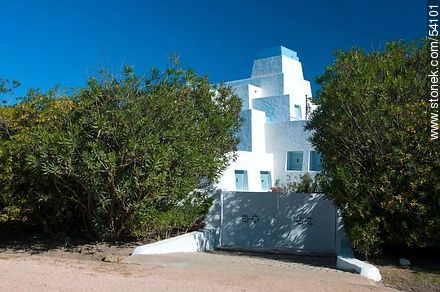 Balneario José Ignacio. Casa blanca. - Punta del Este y balnearios cercanos - URUGUAY. Foto No. 54101