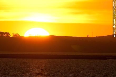 Jose Ignacio Lagoon at sunset - Punta del Este and its near resorts - URUGUAY. Photo #54225