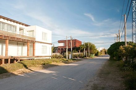 House on the street Las Calandrias, José Ignacio - Punta del Este and its near resorts - URUGUAY. Photo #54264