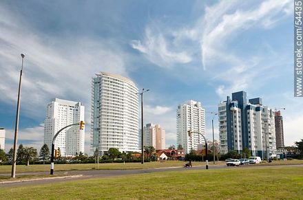 Buildings of the Parada 4, 5 and 6 - Punta del Este and its near resorts - URUGUAY. Photo #54435