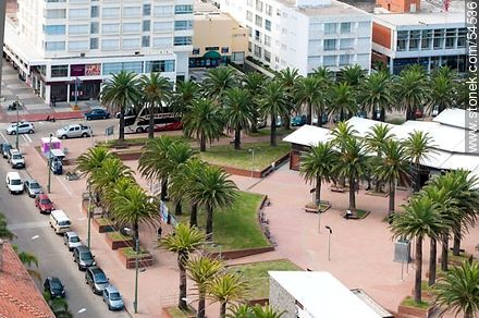 Corner of the streets Gorlero and Los Arrecifes. Artigas Square - Punta del Este and its near resorts - URUGUAY. Foto No. 54536