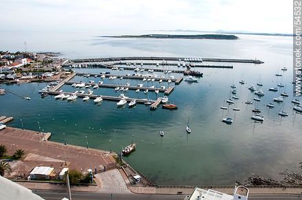 Port of Punta del Este. Aerial view.  Gorriti Island - Punta del Este and its near resorts - URUGUAY. Foto No. 54532