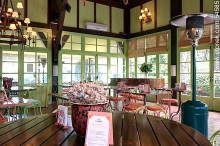 Salón de té. Waffles obligados. - Punta del Este y balnearios cercanos - URUGUAY. Foto No. 54585
