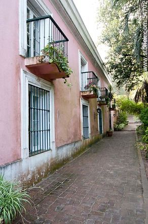 Outside of Lussich Arboretum museums  - Punta del Este and its near resorts - URUGUAY. Photo #54702