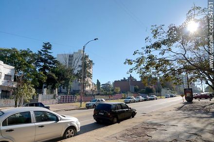 Avenida Ponce y Silvestre Blanco - Departamento de Montevideo - URUGUAY. Foto No. 54731