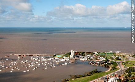 Puerto Buceo and Río de la Plata - Department of Montevideo - URUGUAY. Photo #54835