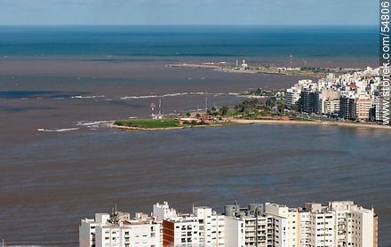 Punta Trouville y Punta Carretas. Río de la Plata - Departamento de Montevideo - URUGUAY. Foto No. 54806