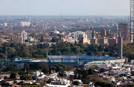 Parque Batlle. Estadio Centenario. Torre de los homenajes. - Departamento de Montevideo - URUGUAY. Foto No. 54795