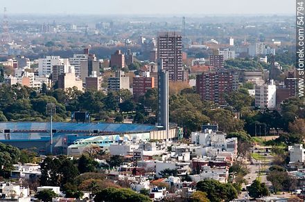 Parque Batlle. Estadio Centenario. Torre de los homenajes. - Departamento de Montevideo - URUGUAY. Foto No. 54794