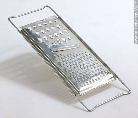 Cheese grater and vegetable tin -  - MORE IMAGES. Photo #55276