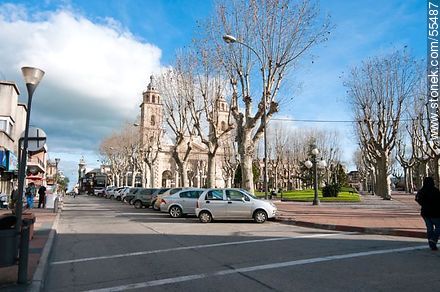 Plaza de los Treinta y Tres Orientales, catedral - Departamento de San José - URUGUAY. Foto No. 55487