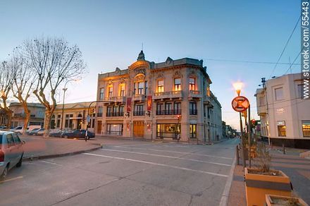 Bartolomé Macció Theater at sunset. Street 25 de Mayo. - San José - URUGUAY. Photo #55443