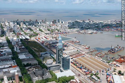 Torre de Antel, Aguada Park y el dique de Tsakos - Departamento de Montevideo - URUGUAY. Foto No. 55728
