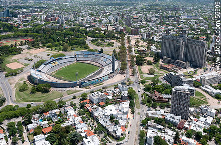 Vista aérea del Estadio Centenario, Hospital de Clínicas. Av. Ramón Anador y Av. Ricaldoni - Departamento de Montevideo - URUGUAY. Foto No. 55999