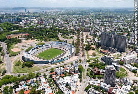 Vista aérea del Estadio Centenario en el Parque Batlle - Departamento de Montevideo - URUGUAY. Foto No. 55998