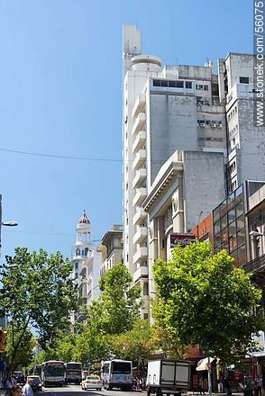 Av. 18 de Julio - Department of Montevideo - URUGUAY. Photo #56075