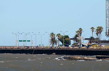 Seawall in the Rambla Argentina - Department of Montevideo - URUGUAY. Photo #56261