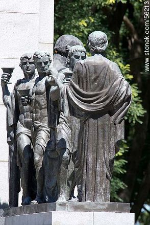 Detail of sculptures on the monument to Rodo - Department of Montevideo - URUGUAY. Photo #56213