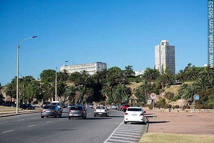 Avenida Juan Andrés Cachón. Torre Patria. Facultad de Ingeniería - Departamento de Montevideo - URUGUAY. Foto No. 56353