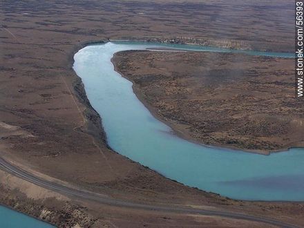 Santa Cruz River at birth in Lago Argentino -  - ARGENTINA. Photo #56393