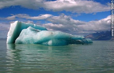 Ice floes on Lake Viedma -  - ARGENTINA. Photo #56545