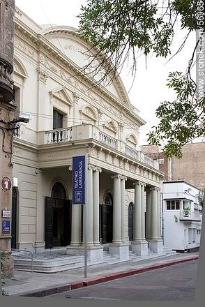 Teatro Larrañaga - Departamento de Salto - URUGUAY. Foto No. 56965